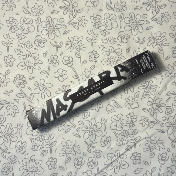 Fenty Beauty Other - Fenty Beauty Full Frontal Mascara